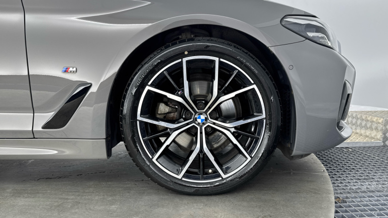 BMW 5 Series 520d MHT M Sport 4dr Step Auto Diesel Saloon